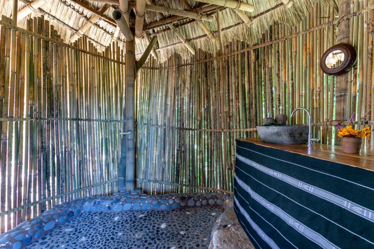 Ngalung Kalla Retreat Waikabubak Exterior foto